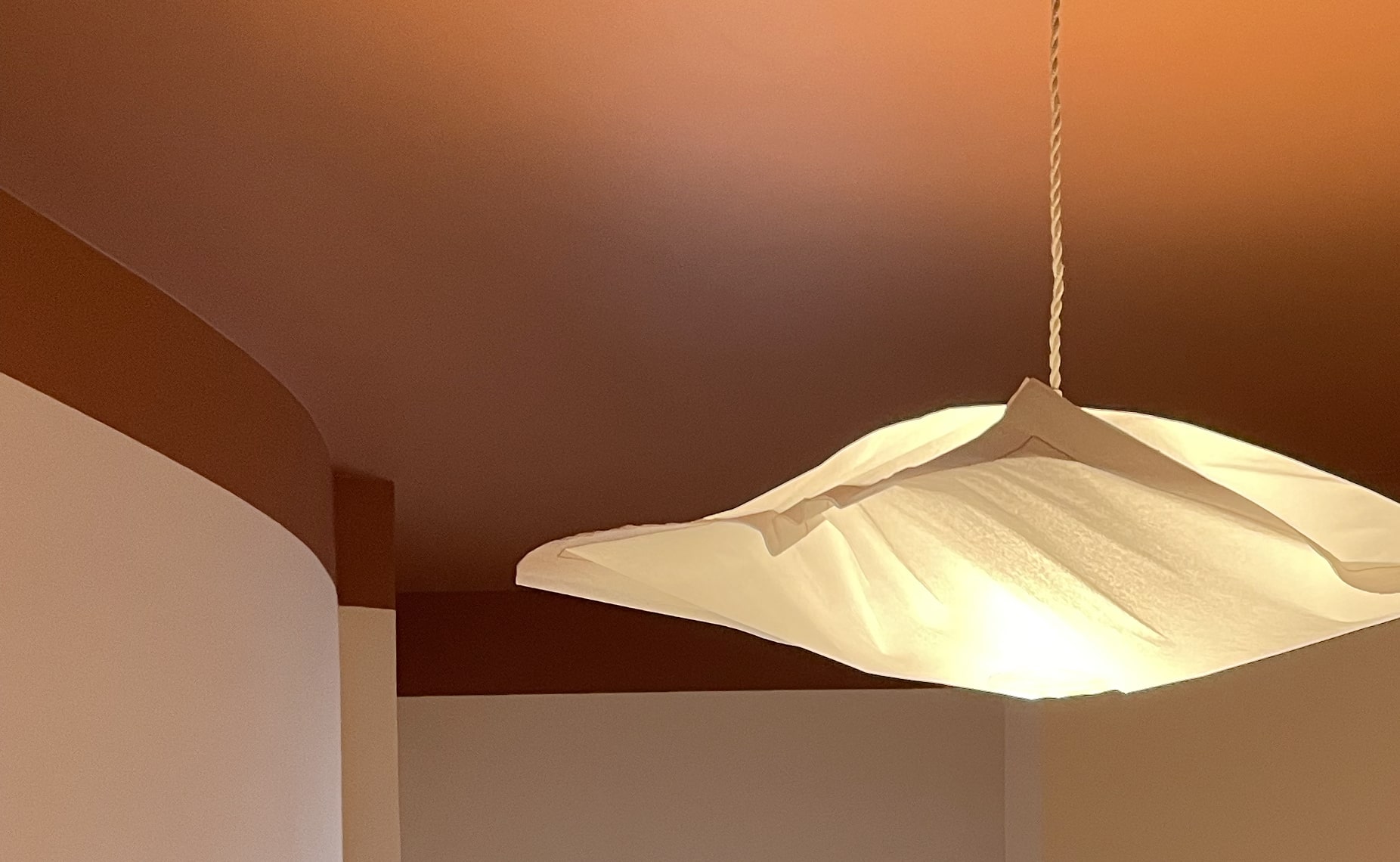 suspension papier ; suspension papier chambre