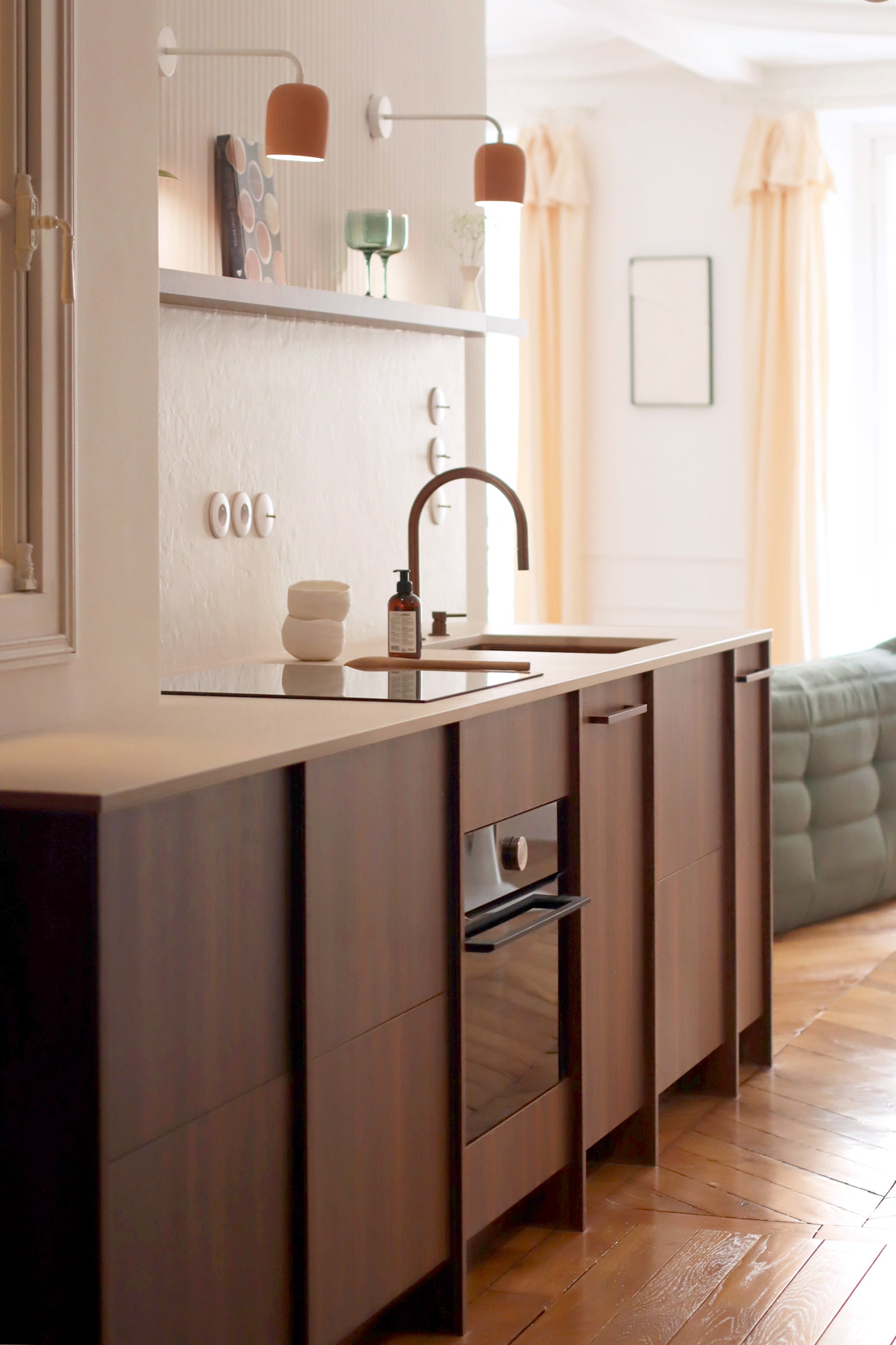 cuisine a intercalaires ; cuisine contemporaine bois